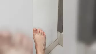 Foot Fetish Size 5