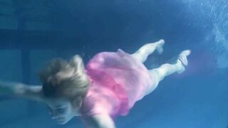 Lilia Mihalkova And Natalia Kupalka Underwater Lesbians