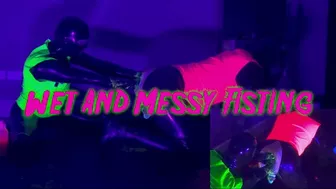 Wet And Messy Uv Anal Fisting With Lady Valeska @Mazmorbidfetish #Fisting #Anal